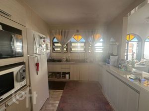 Image 4 - 872279