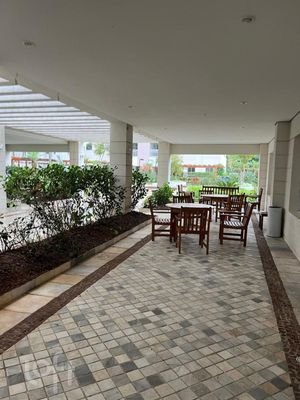 Image 28 - 872284