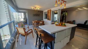 Image 3 - 872286