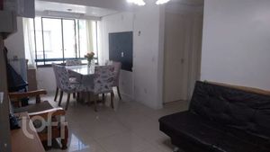 Image 1 - 872292