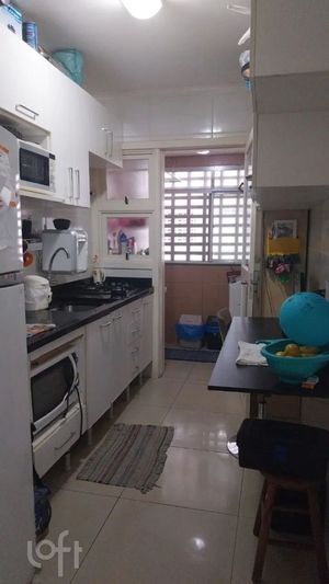 Image 3 - 872292