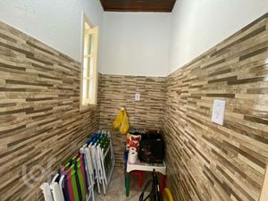 Image 15 - 872294