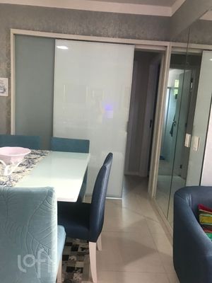 Image 18 - 872295