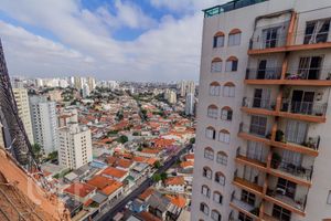Image 8 - 872297
