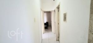 Image 9 - 872298