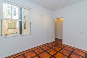 Image 7 - 872364