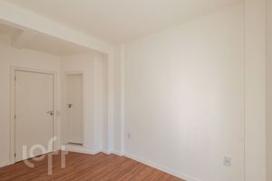 Image 9 - 872365