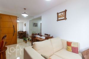 Image 0 - 872366