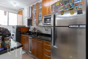 Image 7 - 872366
