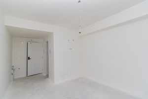 Image 3 - 872367