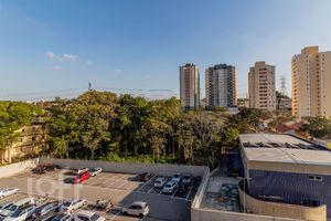 Image 23 - 872375