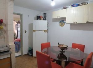 Image 3 - 872390