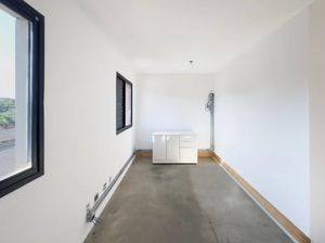 Image 4 - 872391