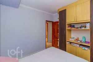 Image 17 - 872392