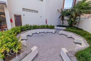 Image 71 - 872392