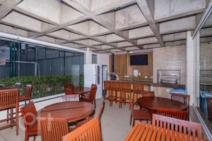 Image 60 - 872395