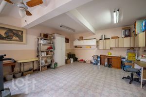Image 26 - 872411