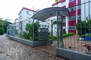 Image 13 - 872425