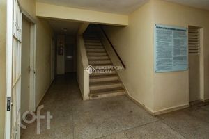 Image 7 - 872425