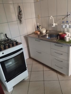 Image 2 - 872429