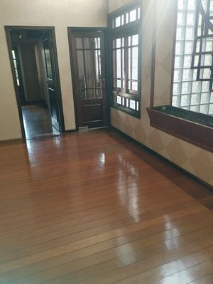 Image 11 - 872429