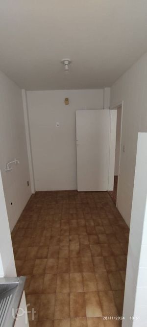 Image 3 - 872433