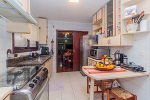 Image 32 - 872434