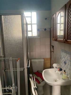 Image 10 - 872436