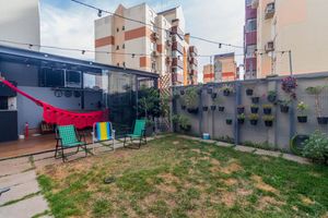 Image 8 - 872439