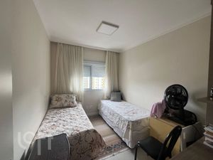 Image 11 - 872452