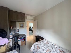 Image 12 - 872452