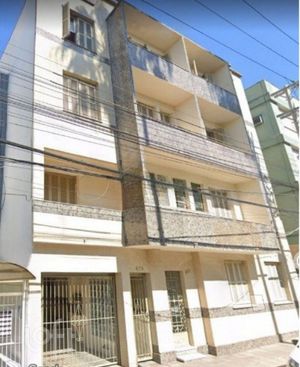 Image 10 - 872462
