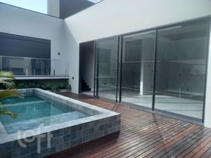 Image 15 - 872471