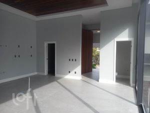 Image 9 - 872471