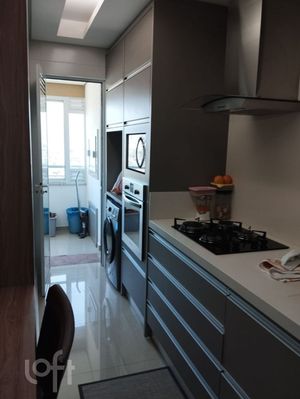 Image 6 - 872472