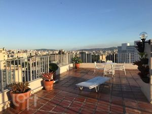 Image 19 - 872474