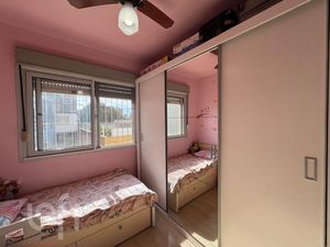 Image 18 - 872478