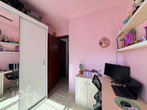 Image 17 - 872478