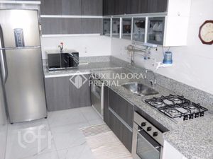 Image 9 - 872493