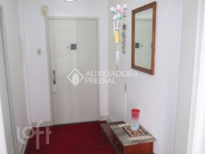 Image 8 - 872493