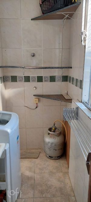 Image 8 - 872500