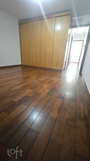 Image 19 - 872504