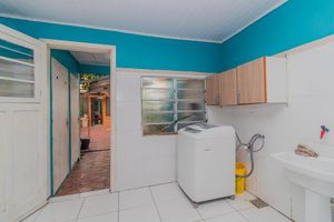 Image 30 - 872508