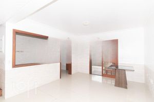 Image 3 - 872516