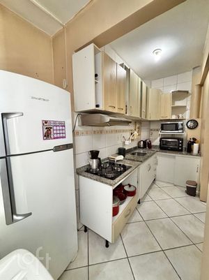 Image 7 - 872517