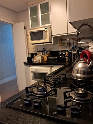 Image 17 - 872518