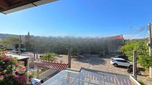 Image 10 - 872520