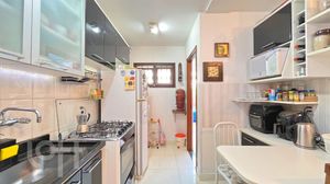 Image 6 - 872520