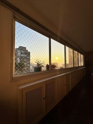 Image 11 - 872521