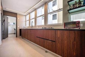 Image 8 - 872596